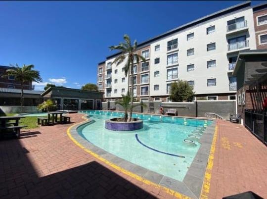 2 Bedroom Property for Sale in Brooklyn Western Cape